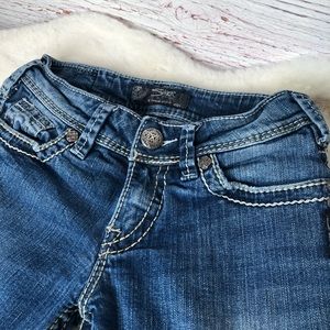 Silver Jeans Jeans - Silver Jeans Regular Fit Size 24 Silver Jeans Jeans - Silver Jeans Regular Fit Size 24